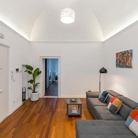 Casa Dei Visionari Apartment Bari Exterior photo